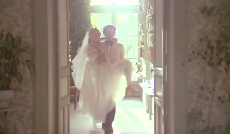 Fransız Yeni Gelin Konulu Sex Filmi Türkçe Altyazılı izle